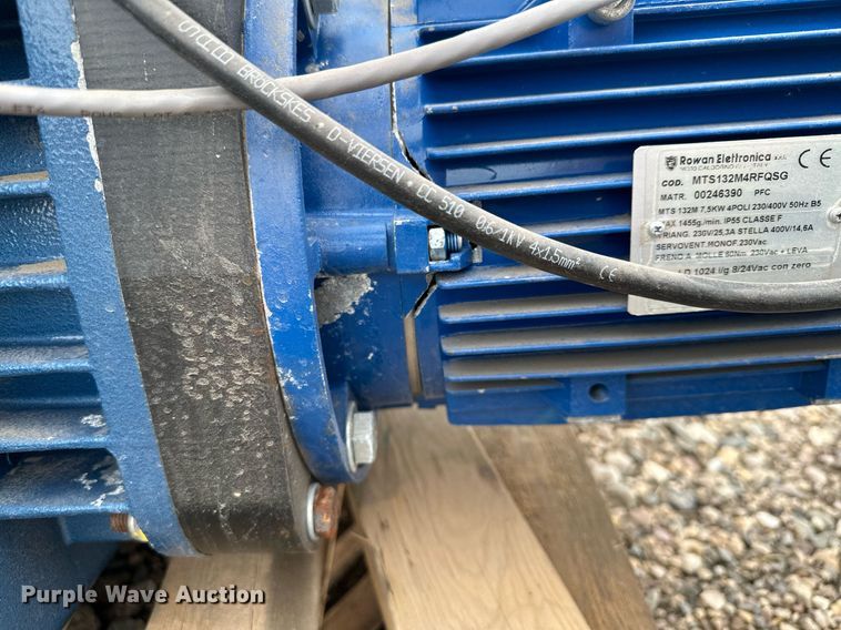 image for item MQ9304 2013 Siguren  hoist