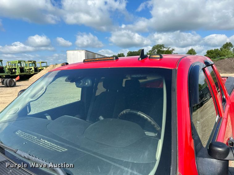 image for item MQ9306 2008 Chevrolet Silverado 3500HD  pickup truck