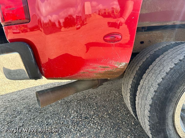 image for item MQ9306 2008 Chevrolet Silverado 3500HD  pickup truck