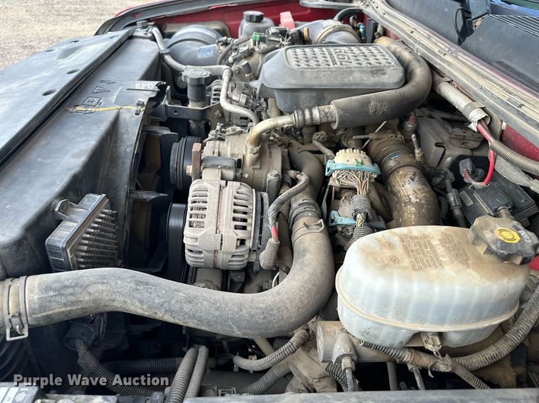 image for item MQ9306 2008 Chevrolet Silverado 3500HD  pickup truck