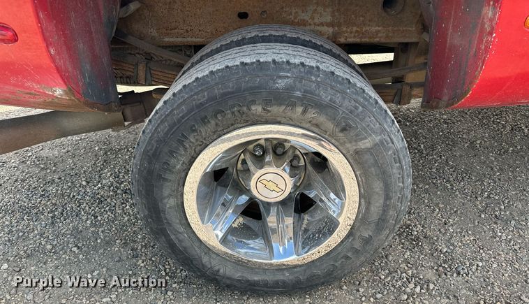 image for item MQ9306 2008 Chevrolet Silverado 3500HD  pickup truck