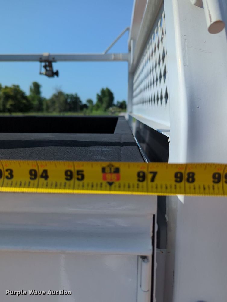 image for item MX9334 2015 Chevrolet Silverado 3500HD  Crew Cab utility bed pickup truck