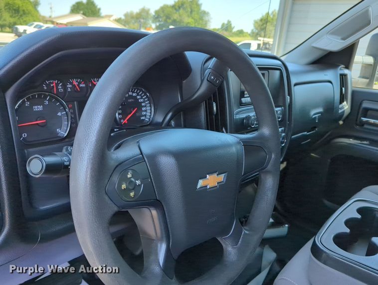 image for item MX9334 2015 Chevrolet Silverado 3500HD  Crew Cab utility bed pickup truck