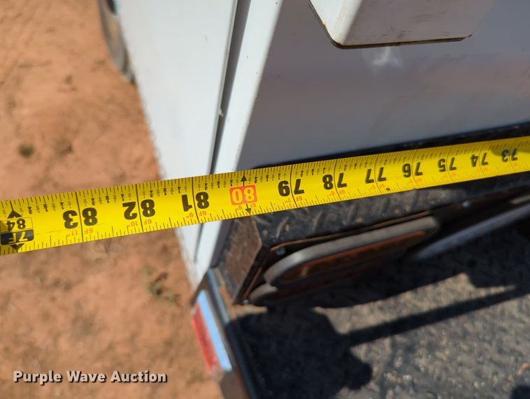 image for item MX9337 2005 Chevrolet Silverado 2500HD  utility bed pickup truck