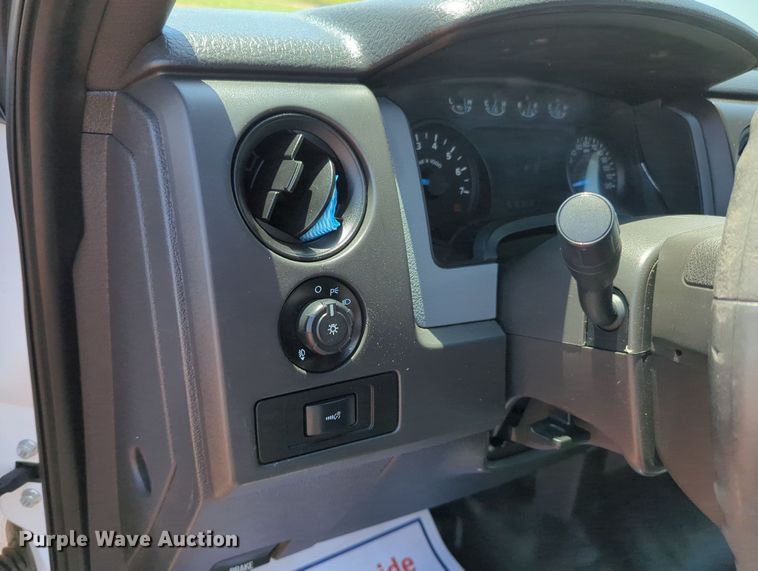 image for item MX9338 2014 Ford F150  SuperCab pickup truck