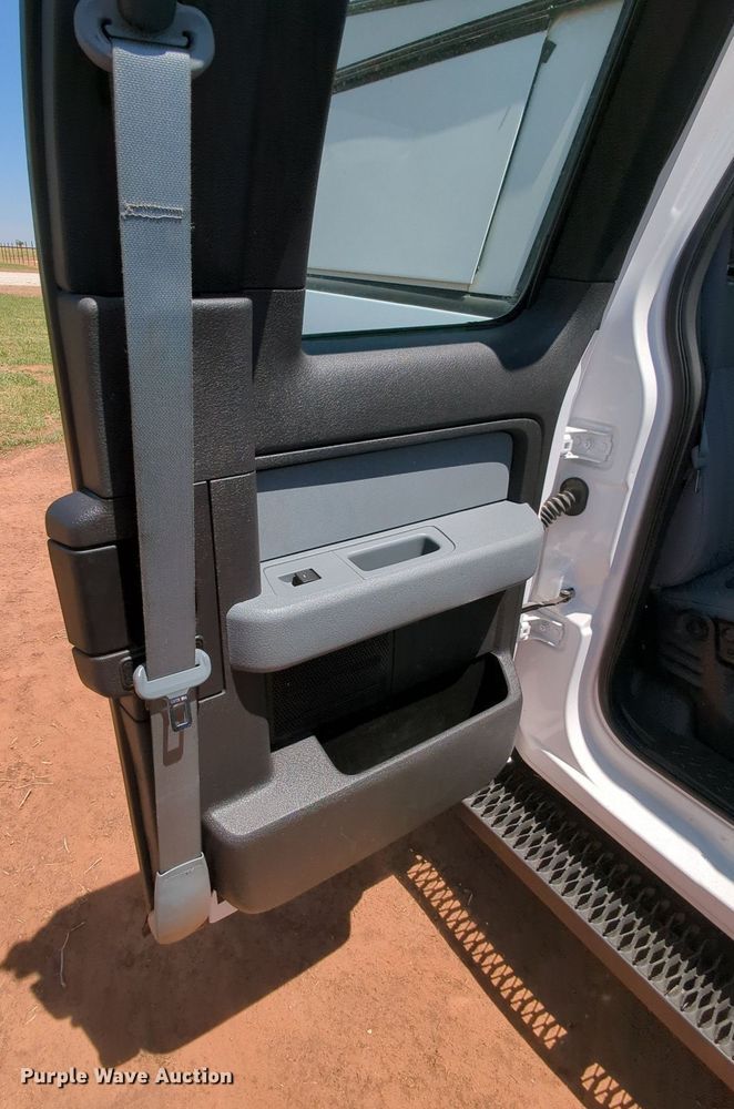 image for item MX9338 2014 Ford F150  SuperCab pickup truck