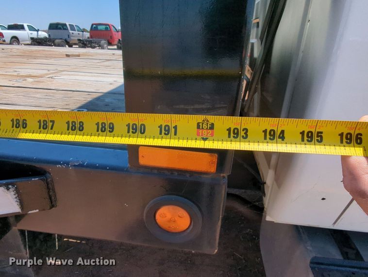 image for item MX9339 2011 International DuraStar 4300  flatbed truck