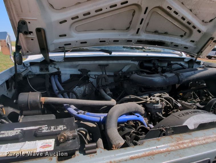 image for item MX9340 1990 Ford F350  flatbed pickup truck