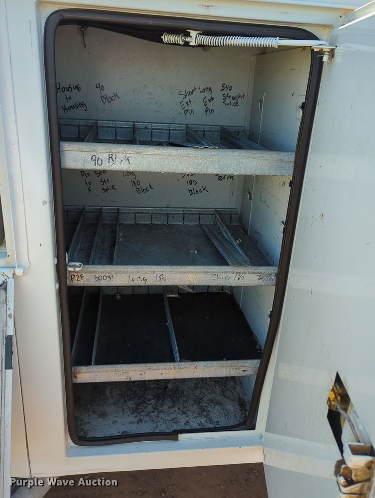 image for item MX9341 2005 Chevrolet C4500  bucket truck