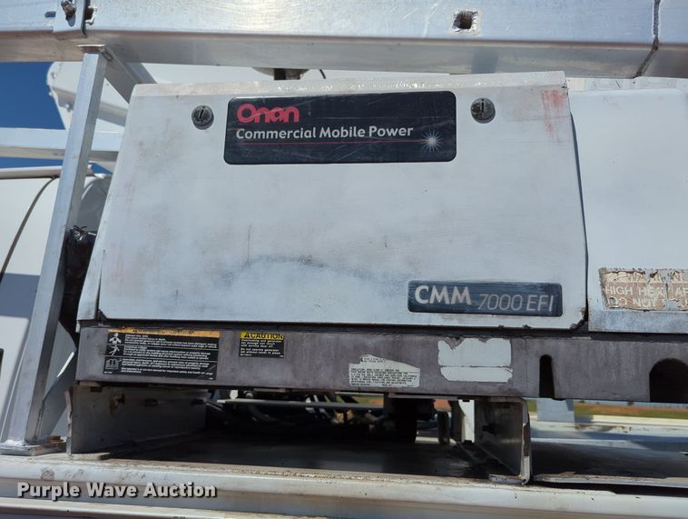 image for item MX9341 2005 Chevrolet C4500  bucket truck