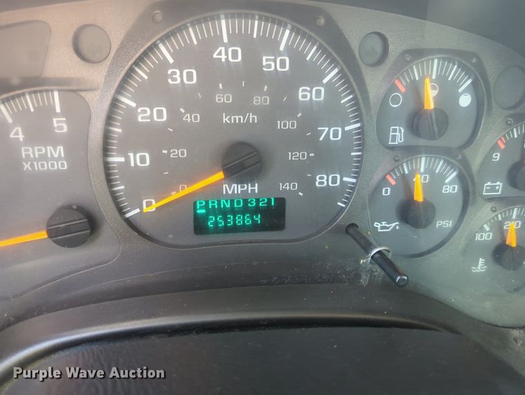 image for item MX9341 2005 Chevrolet C4500  bucket truck