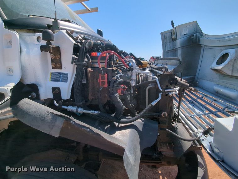 image for item MX9341 2005 Chevrolet C4500  bucket truck