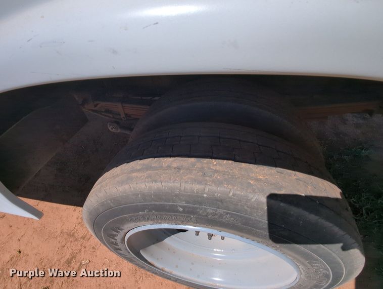 image for item MX9341 2005 Chevrolet C4500  bucket truck