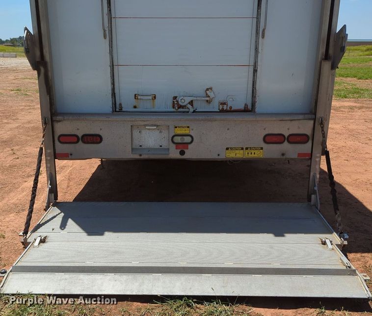 image for item MX9342 2010 Freightliner MT45  delivery van