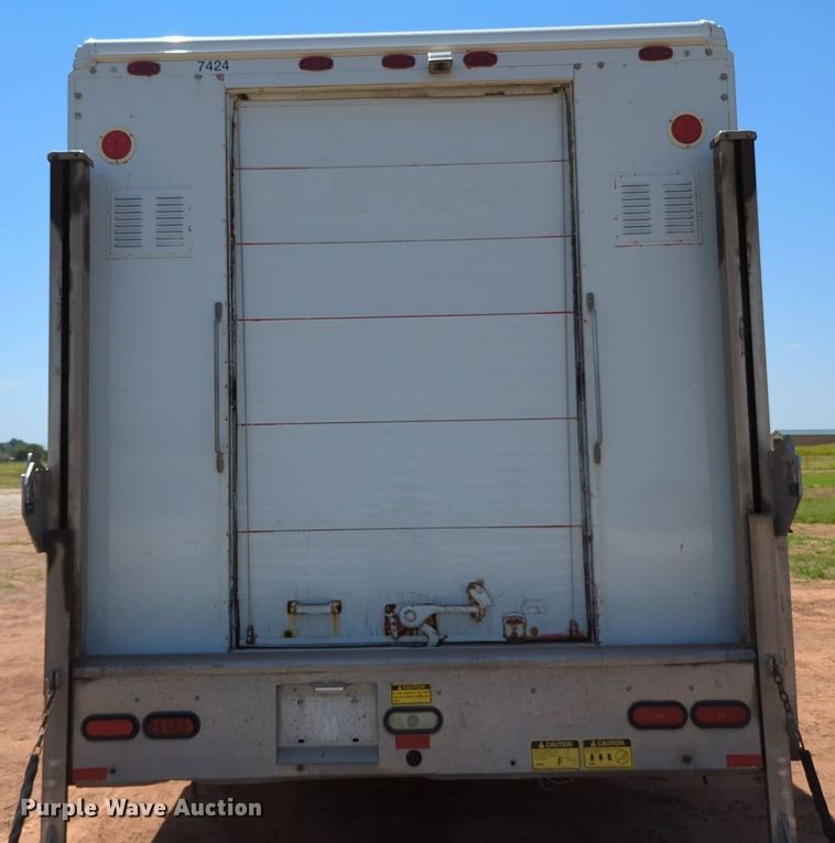 image for item MX9342 2010 Freightliner MT45  delivery van