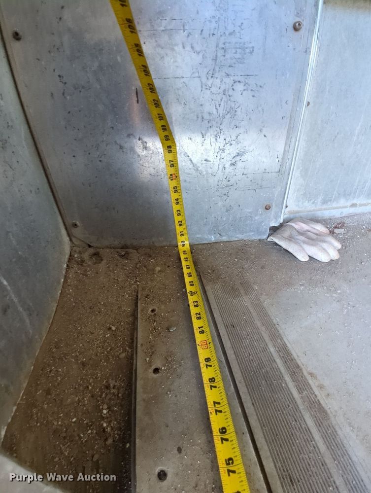 image for item MX9342 2010 Freightliner MT45  delivery van