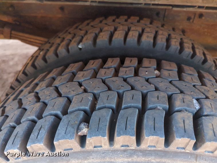 image for item MX9342 2010 Freightliner MT45  delivery van