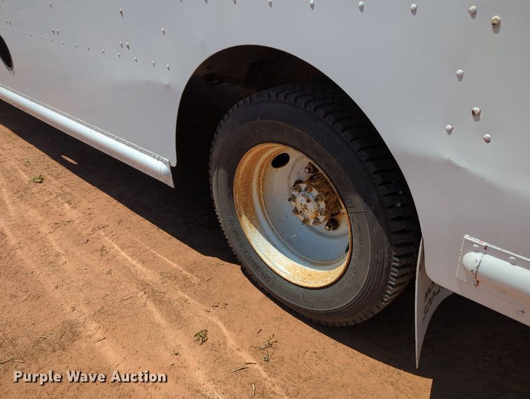 image for item MX9342 2010 Freightliner MT45  delivery van