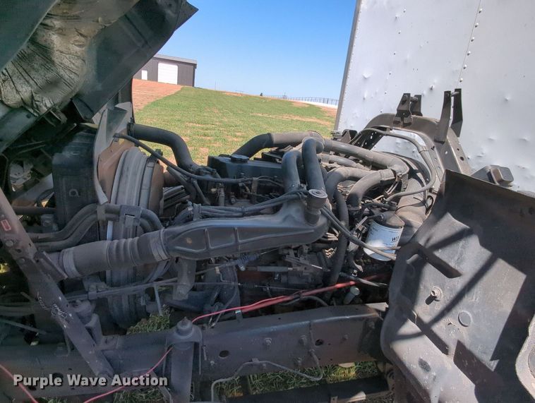 image for item MX9343 1995 Isuzu FRR  box truck