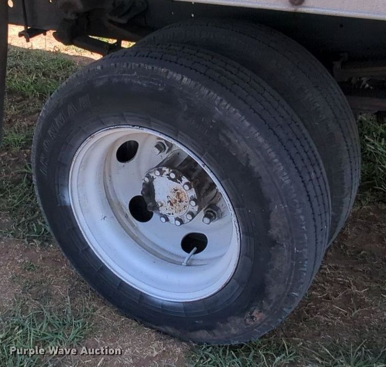 image for item MX9343 1995 Isuzu FRR  box truck