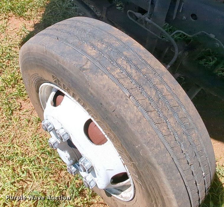 image for item MX9343 1995 Isuzu FRR  box truck