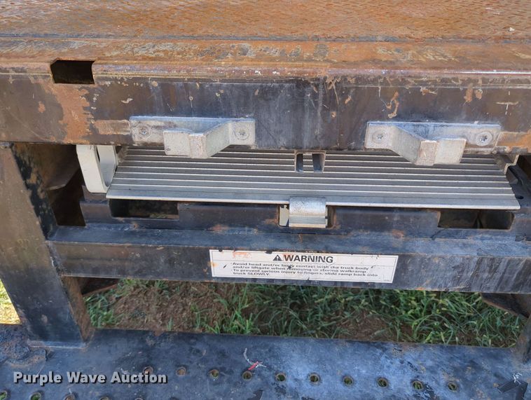 image for item MX9344 2008 Isuzu NPR  Crew Cab box truck