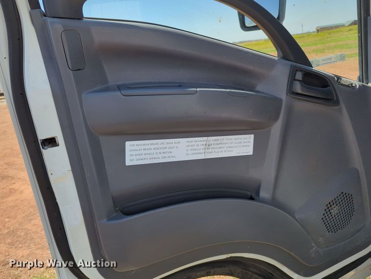 image for item MX9344 2008 Isuzu NPR  Crew Cab box truck