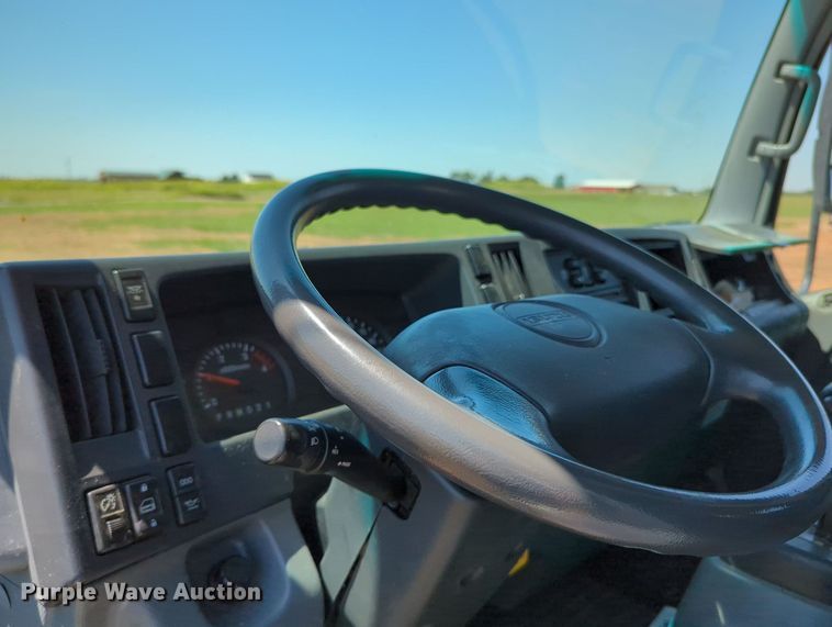 image for item MX9344 2008 Isuzu NPR  Crew Cab box truck