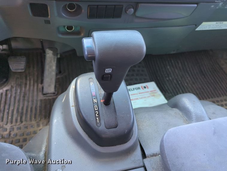 image for item MX9344 2008 Isuzu NPR  Crew Cab box truck