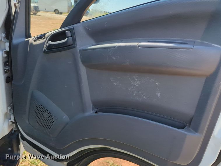 image for item MX9344 2008 Isuzu NPR  Crew Cab box truck