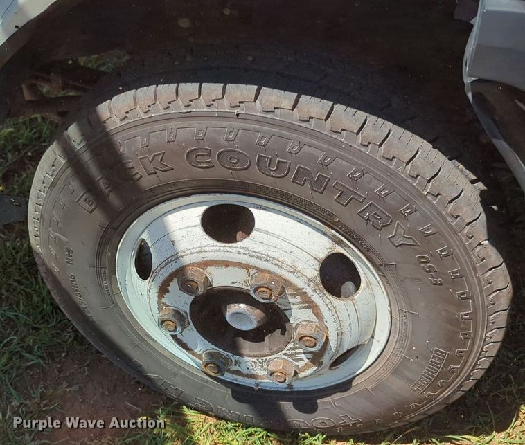 image for item MX9344 2008 Isuzu NPR  Crew Cab box truck