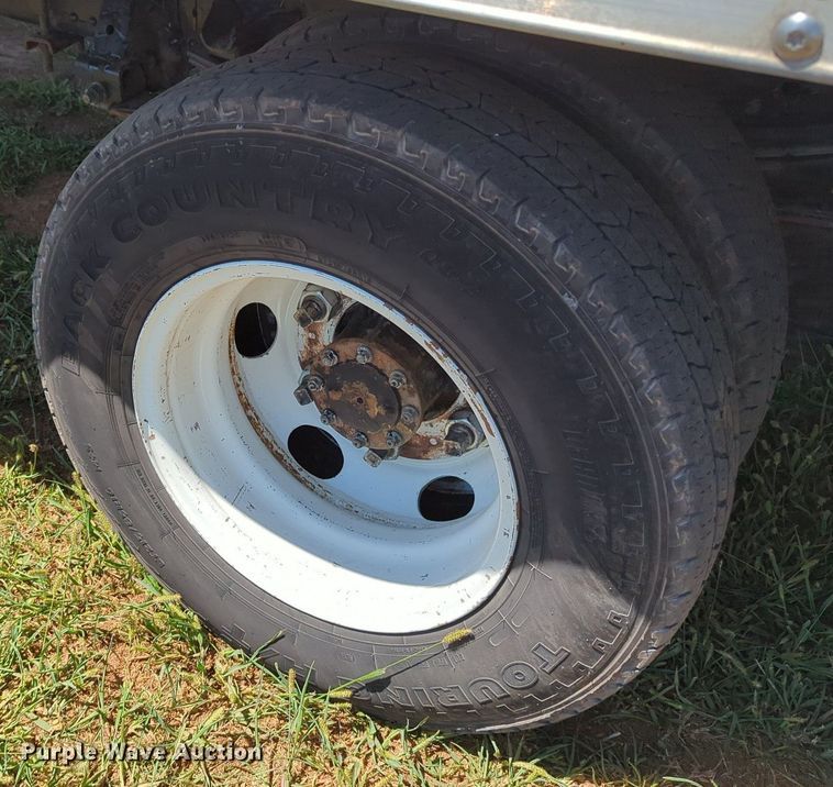 image for item MX9344 2008 Isuzu NPR  Crew Cab box truck