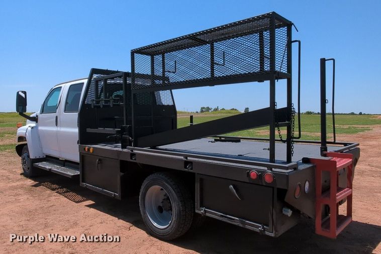 image for item MX9346 2008 Chevrolet C4500  Crew Cab flatbed truck