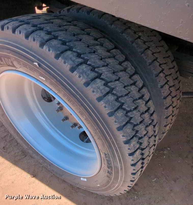 image for item MX9346 2008 Chevrolet C4500  Crew Cab flatbed truck