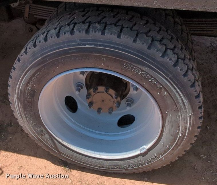 image for item MX9346 2008 Chevrolet C4500  Crew Cab flatbed truck