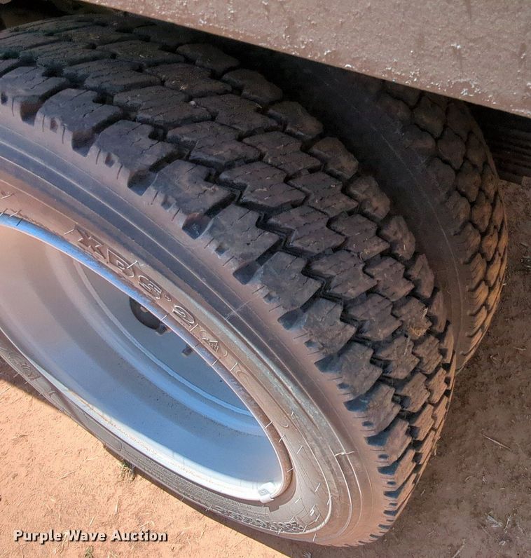 image for item MX9346 2008 Chevrolet C4500  Crew Cab flatbed truck