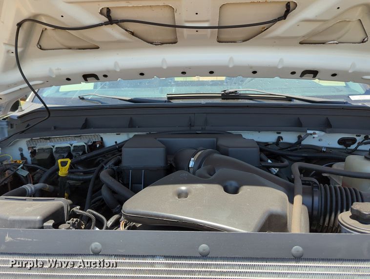 image for item MX9347 2012 Ford F250 Super Duty  pickup truck cab and chassis