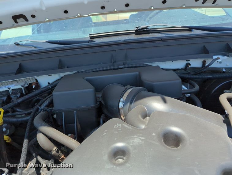 image for item MX9347 2012 Ford F250 Super Duty  pickup truck cab and chassis