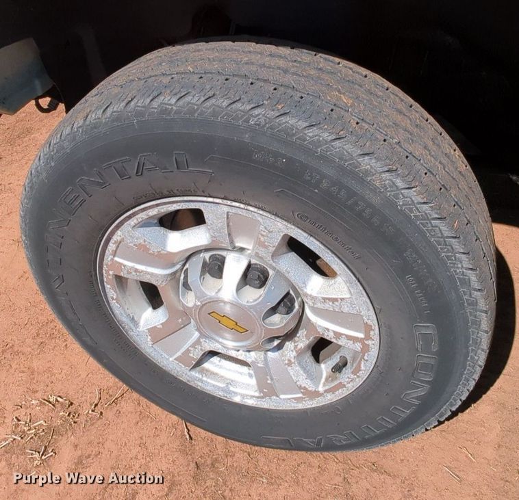 image for item MX9348 2008 Chevrolet Silverado 3500HD  pickup truck cab and chassis