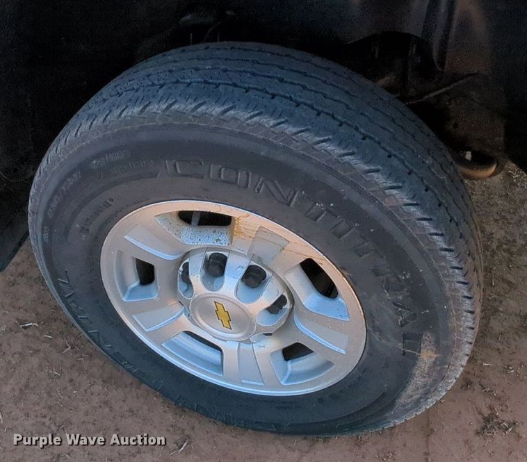 image for item MX9348 2008 Chevrolet Silverado 3500HD  pickup truck cab and chassis