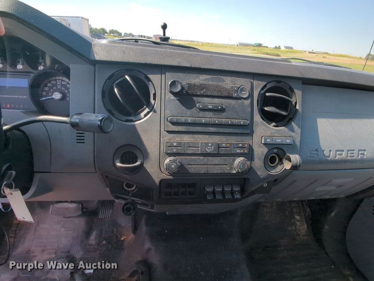 image for item MX9349 2013 Ford F650 Super Duty  box truck