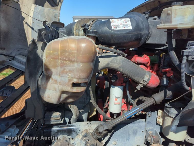 image for item MX9349 2013 Ford F650 Super Duty  box truck