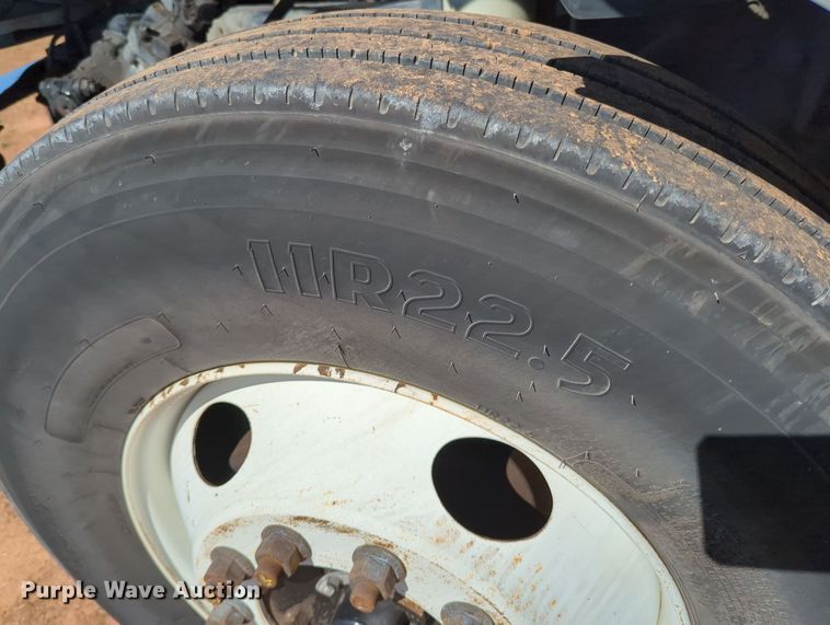 image for item MX9349 2013 Ford F650 Super Duty  box truck