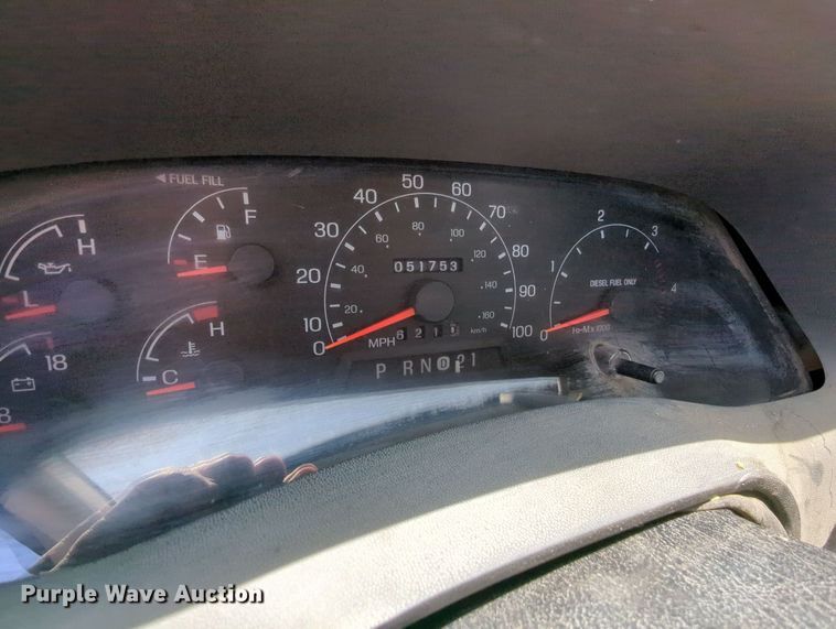 image for item MX9350 2001 Ford F550  utility bed pickup truck