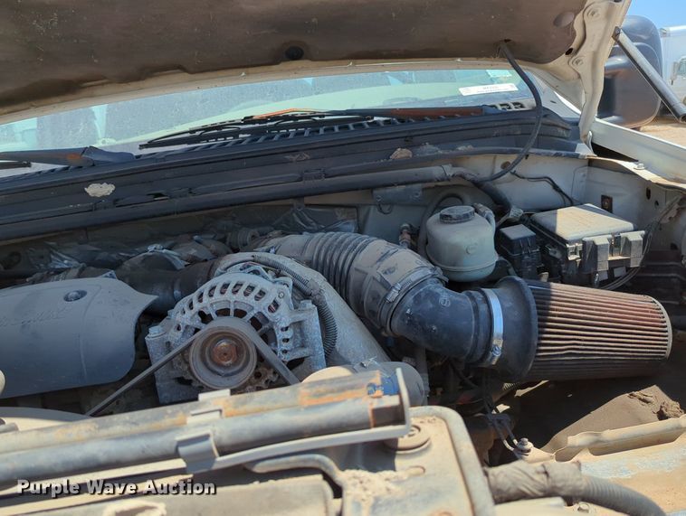 image for item MX9350 2001 Ford F550  utility bed pickup truck