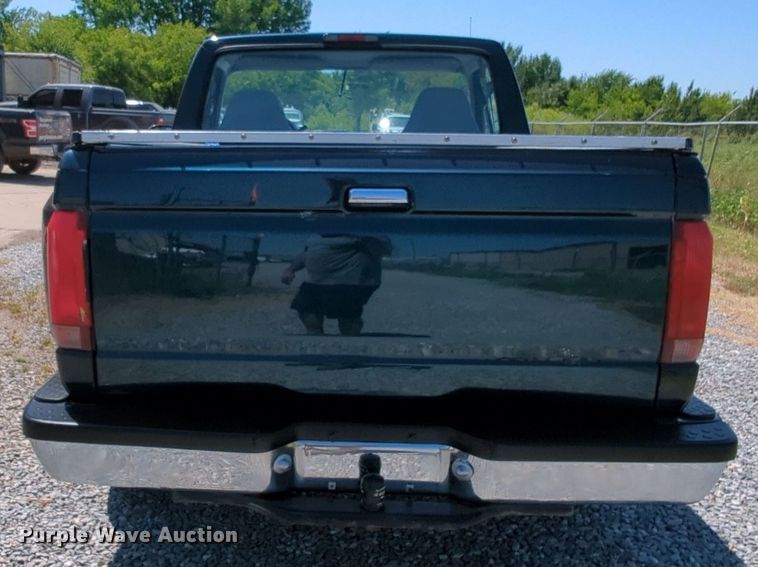 image for item MX9351 1995 Ford F150  pickup truck
