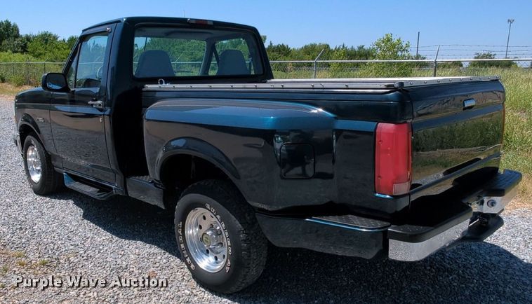 image for item MX9351 1995 Ford F150  pickup truck