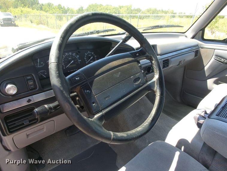 image for item MX9351 1995 Ford F150  pickup truck