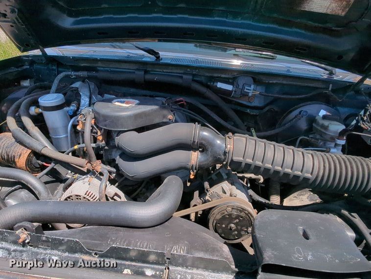 image for item MX9351 1995 Ford F150  pickup truck