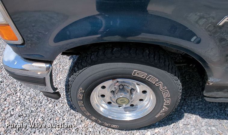 image for item MX9351 1995 Ford F150  pickup truck